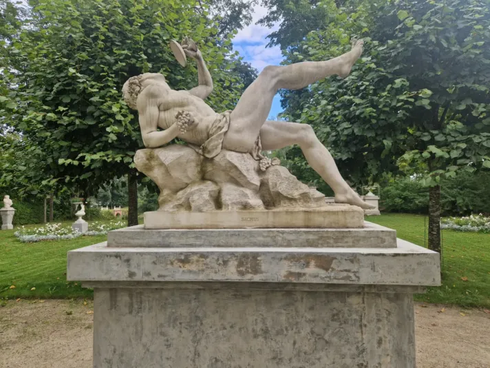 tr10